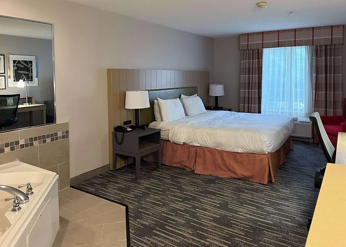 Hotel Country & By Radisson, Elgin, Il